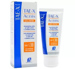 Солнцезащитный крем для жирной кожи и кожи с акне / TAE X Acnis SPF30 / Biogena