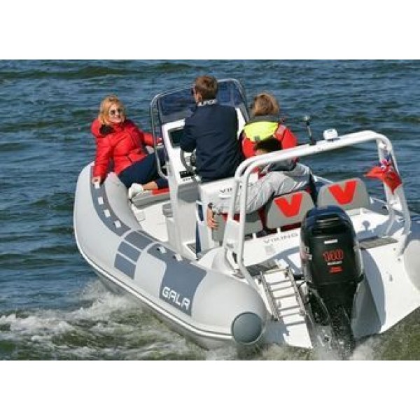 Крейсерский RIB Kolibri Gala Viking V580: стиль и мощь на воде