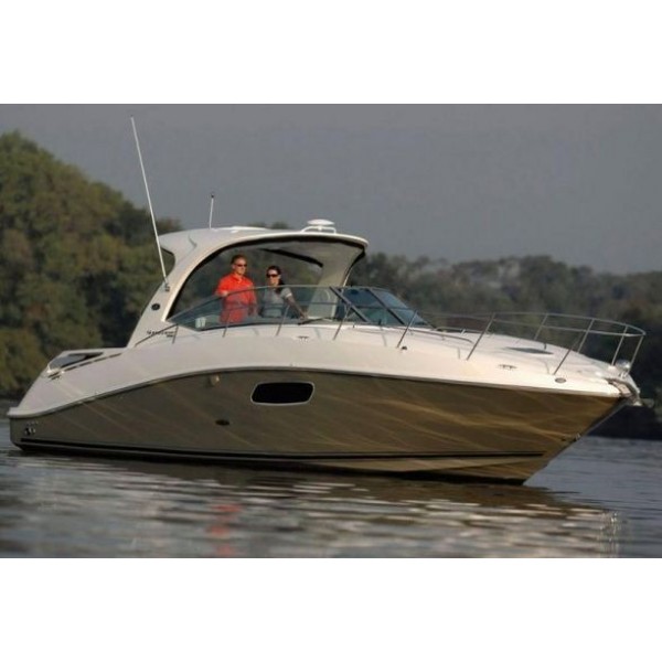 Пластиковый катер Sea Ray 370 Sundancer