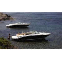 Пластиковый катер Sea Ray 240 Sun Sport
