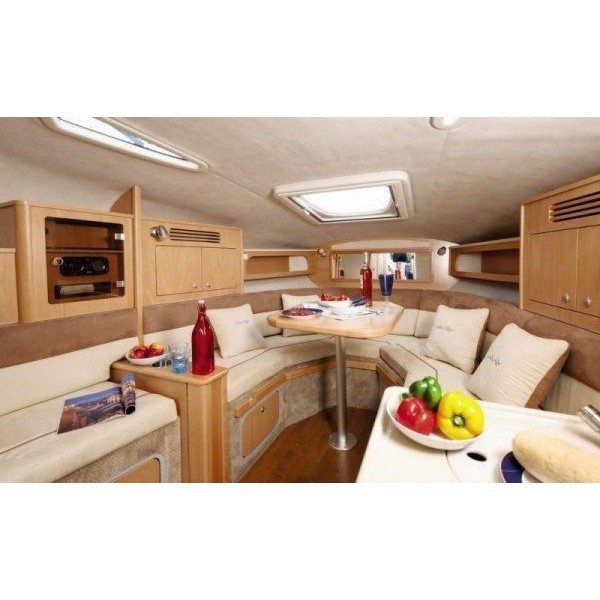 Моторная яхта Sea Ray 305 Sundancer