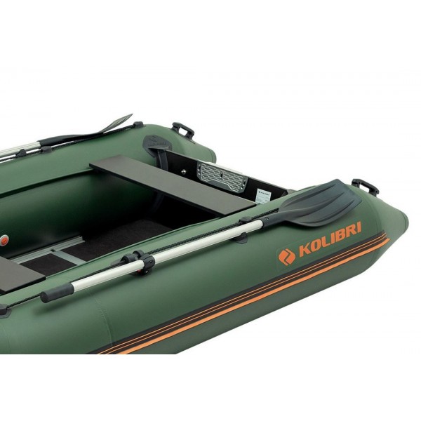 Надувная лодка Колибри КМ-330Д Профи — моторная килевая, фанерный пайол, зелёная