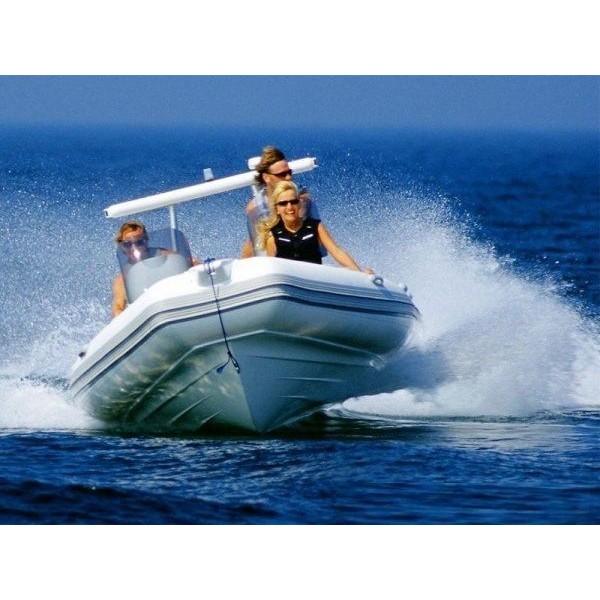 Белая надувная лодка Brig Eagle E500TC